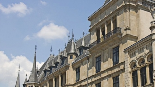 新加坡留學一年要花多少錢？普通家庭預算全解析